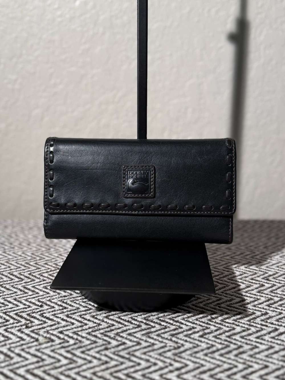 Dooney & Bourke Lucca Collection Black Leather Whipstitch Wallet & Checkbook EUC
